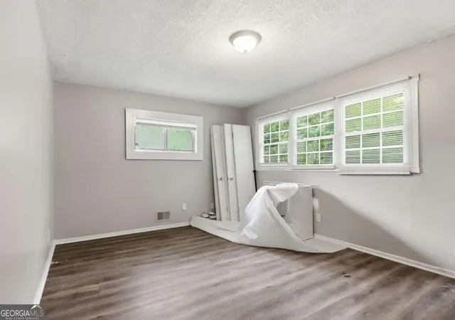 Photo 3 of Single family home for sale at 1836 Evans Dr SW, Atlanta, GA 30310 | MLS# 10812320 | Listing updated on 2026-09-07