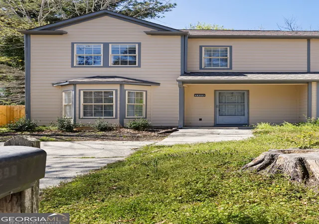 Photo 1 of Townhouse for sale at 2898 Lakemont Dr Sw, Marietta, GA 30060 | MLS# 10484258 | Listing updated on 2026-09-03