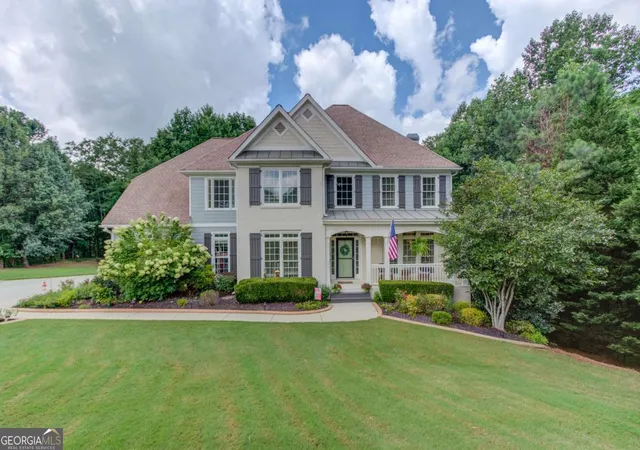 1st image of 818 Oak Ridge Ter, Loganville, GA 30052 | MLS# 10820309