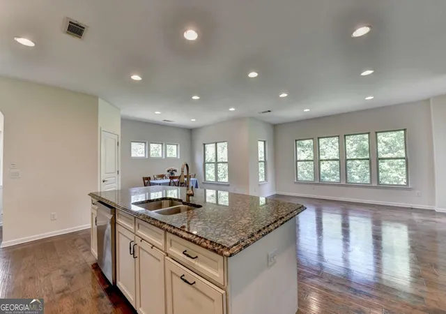 Photo 2 of Single family home for sale at 4035 Griffin Trl Way, Cumming, GA 30041 | MLS# 10739575 | Listing updated on 2026-09-11