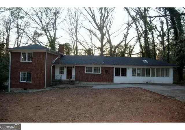 1st image of 1045 Peyton Rd Sw, Atlanta, GA 30311 | MLS# 10790947