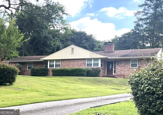 Photo 1 of Single family home for sale at 1855 Waverland Dr, Macon, GA 31211 | MLS# 10806131 | Listing updated on 2026-07-29
