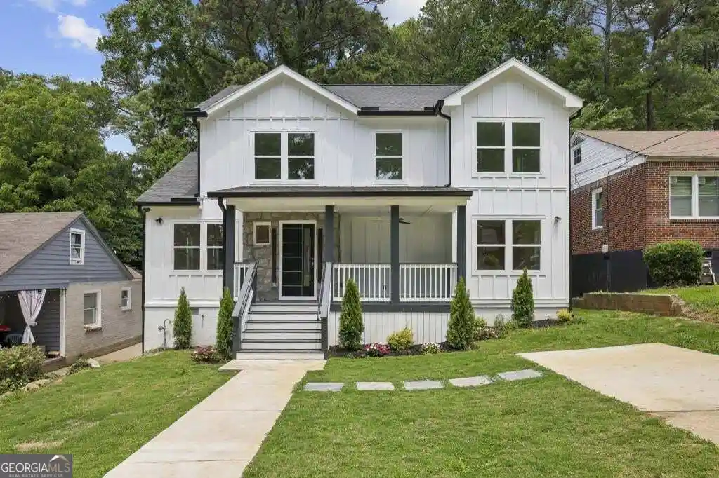 Single family home for sale at 1755 Emerald Ave, Atlanta, GA 30310 | MLS# 10873287