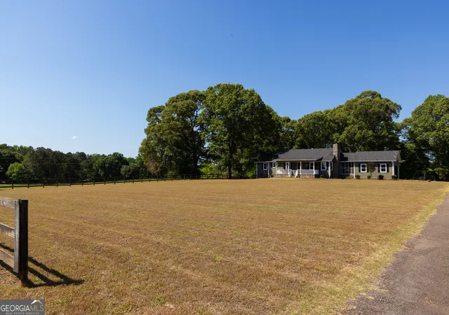 2nd image of 976 Windsweep Farm Rd, Thomaston, GA 30286 | MLS# 10742146