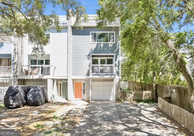 1st image of 1313 Beachview Dr, St. Simons, GA 31522 | MLS# 10776175