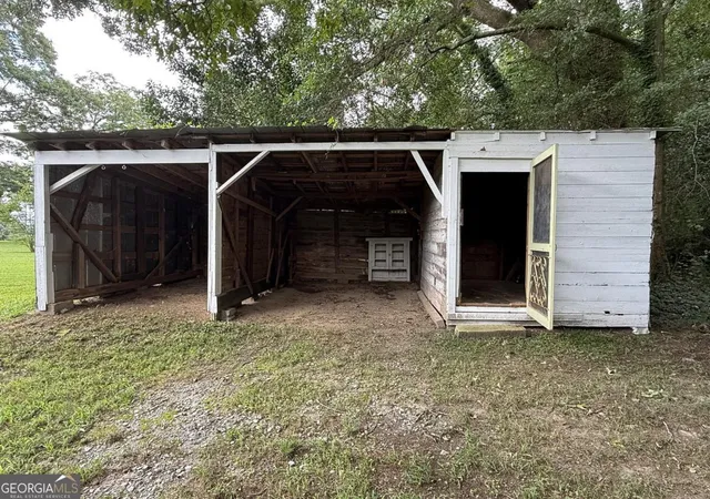 Photo 3 of Single family home for sale at 7514 Ga Hwy 17, Bowersville, GA 30516 | MLS# 10822193 | Listing updated on 2026-10-02