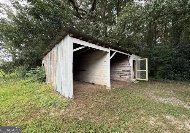 Photo 4 of Single family home for sale at 7514 Ga Hwy 17, Bowersville, GA 30516 | MLS# 10822193 | Listing updated on 2026-10-02