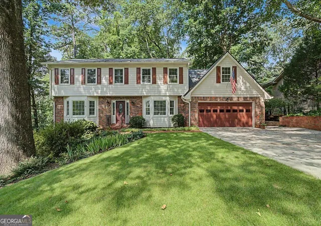 Photo 2 of Single family home for sale at 1663 Huntingford Dr, Marietta, GA 30068 | MLS# 10708606 | Listing updated on 2026-09-19