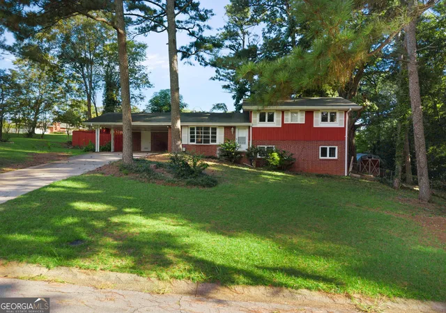 Photo 1 of Single family home for sale at 5686 Skyland Dr, Forest Park, GA 30297 | MLS# 10832227 | Listing updated on 2026-09-08