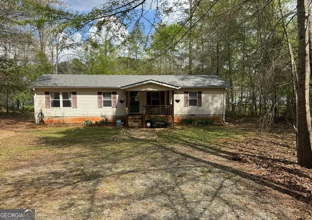 Homes for sale in Milledgeville, GA | 244 Merry Dr Nw, Milledgeville, GA 31061 | MLS# 10782624