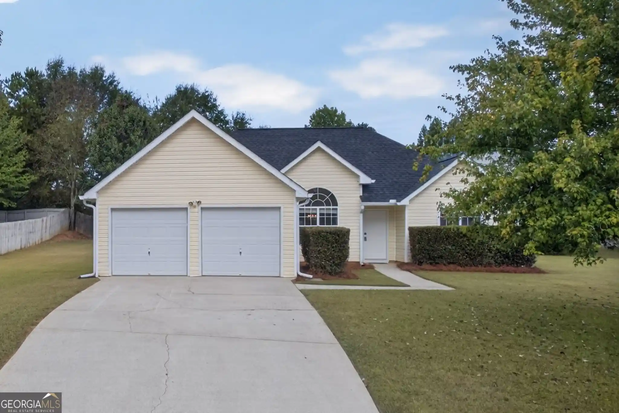 Single family home for sale at 4135 Green Fld Dr, Douglasville, GA 30135 | MLS# 10867127