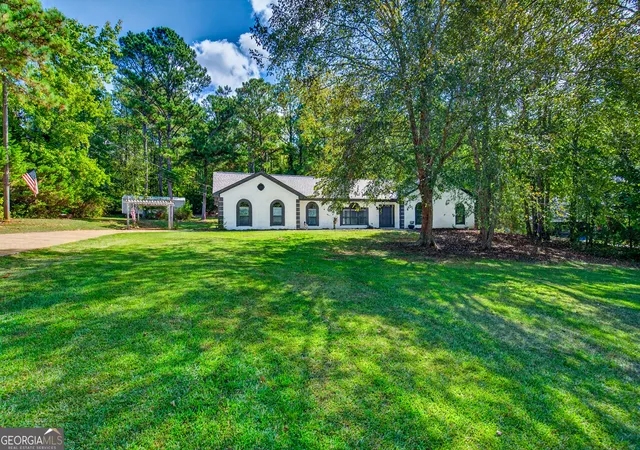 Single family home for sale at 113 Franklin Way, Lagrange, GA 30240 | MLS# 10857792
