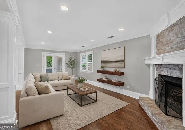 4th image of 2818 Tupelo St Se, Atlanta, GA 30317 | MLS# 10813037