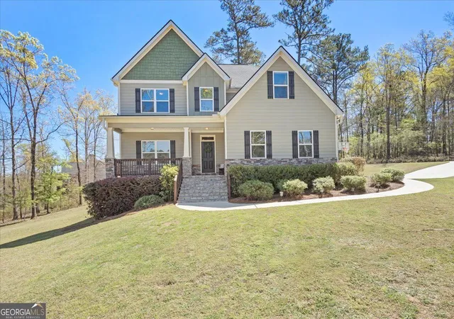 Photo 1 of Single family home for sale at 102 River Point Rd, Jackson, GA 30233 | MLS# 10720612 | Listing updated on 2026-09-09