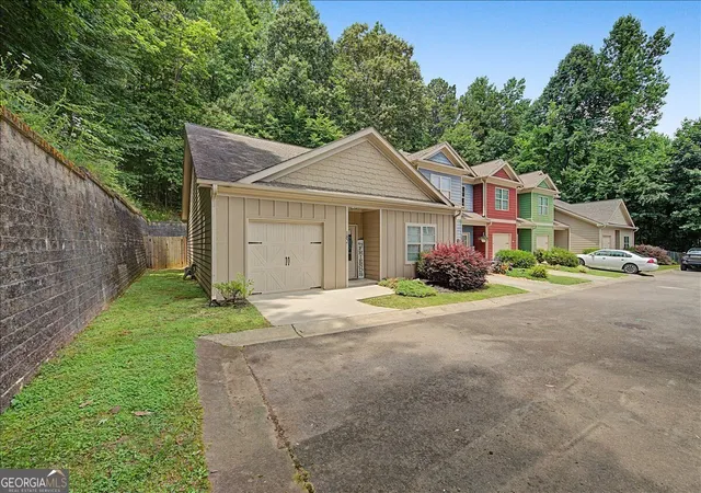 2nd image of 182 Towne Villas Dr, Jasper, GA 30143 | MLS# 10793763