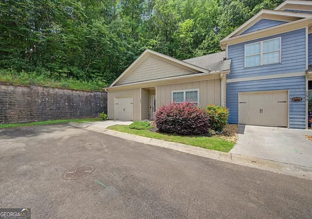 Homes for sale in Jasper, GA | 182 Towne Villas Dr, Jasper, GA 30143 | MLS# 10793763