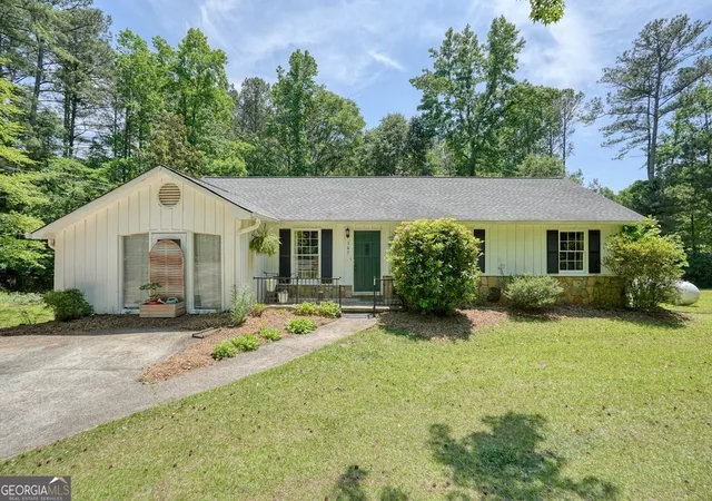 Photo 2 of Single family home for sale at 367 Bradshaw Ln, Canton, GA 30115 | MLS# 10764385 | Listing updated on 2026-08-29