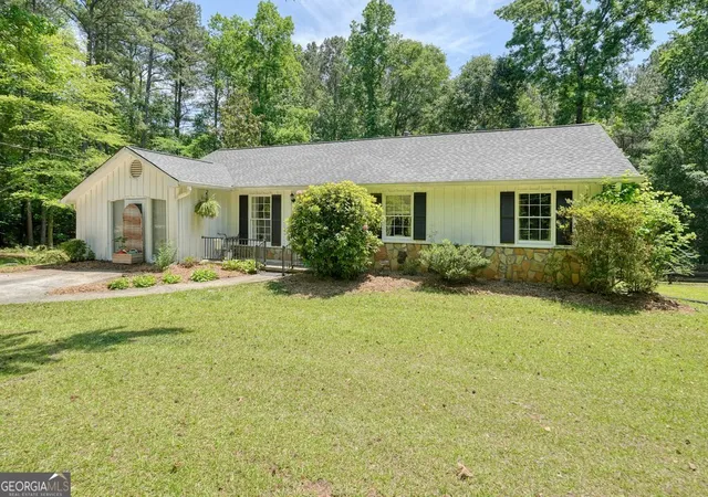 Photo 3 of Single family home for sale at 367 Bradshaw Ln, Canton, GA 30115 | MLS# 10764385 | Listing updated on 2026-08-29
