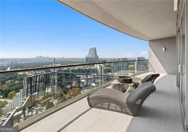 Photo 2 of Condo for sale at 3344 Peachtree Rd Ne #3105, Atlanta, GA 30326 | MLS# 10684132 | Listing updated on 2026-08-31