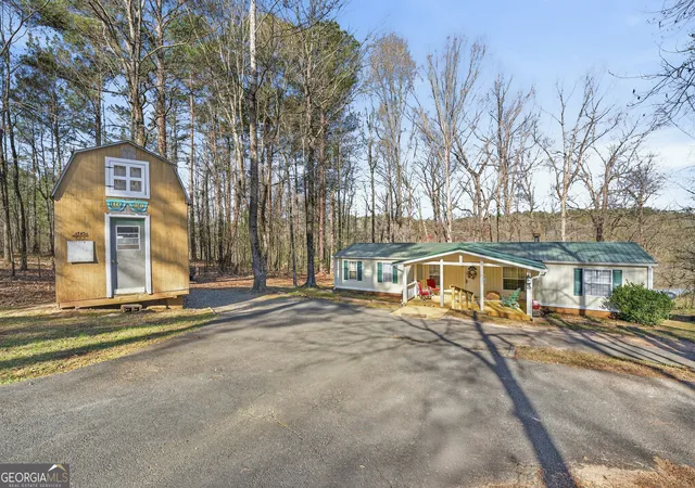 2nd image of 163 Edgewater Dr, Eatonton, GA 31024 | MLS# 10716879