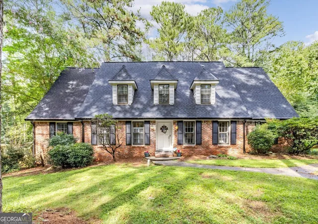 Photo 3 of Single family home for sale at 2267 Oxbow Cir, Smoke Rise, GA 30087 | MLS# 10820034 | Listing updated on 2026-08-26