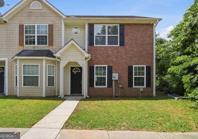 Homes for sale in Riverdale, GA | 8569 Thomas Rd, Riverdale, GA 30274 | MLS# 10789450