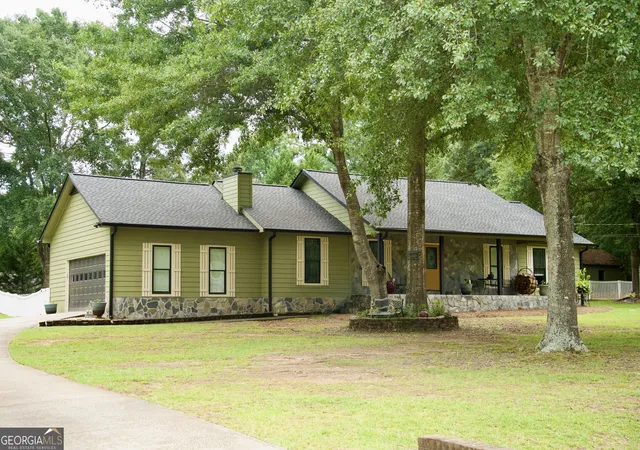 2nd image of 17 Wedgefield Ct, Mcdonough, GA 30252 | MLS# 10826485