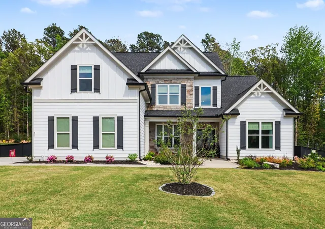 Photo 1 of Single family home for sale at 7750 Scenic Overlook, Cumming, GA 30041 | MLS# 10733869 | Listing updated on 2026-08-09