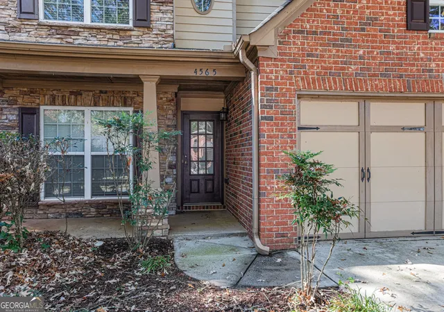 Photo 2 of Single family home for sale at 4565 Evandale Way, Cumming, GA 30040 | MLS# 10677801 | Listing updated on 2026-08-02