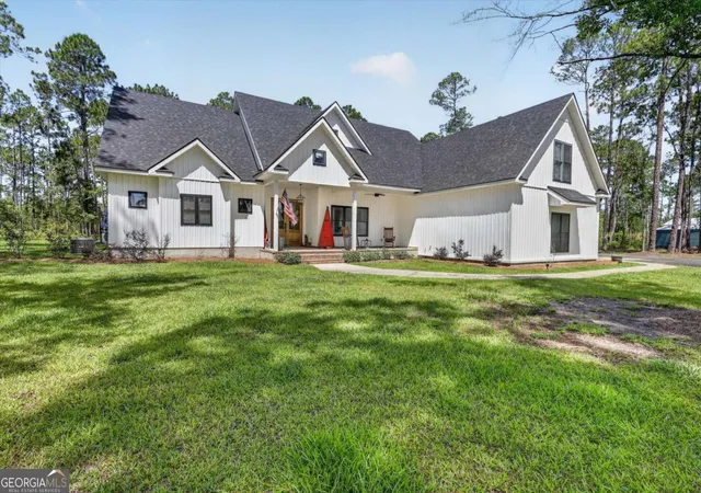 Photo 3 of Single family home for sale at 2953 Hwy 67 N, Pembroke, GA 31321 | MLS# 10791610 | Listing updated on 2026-08-24