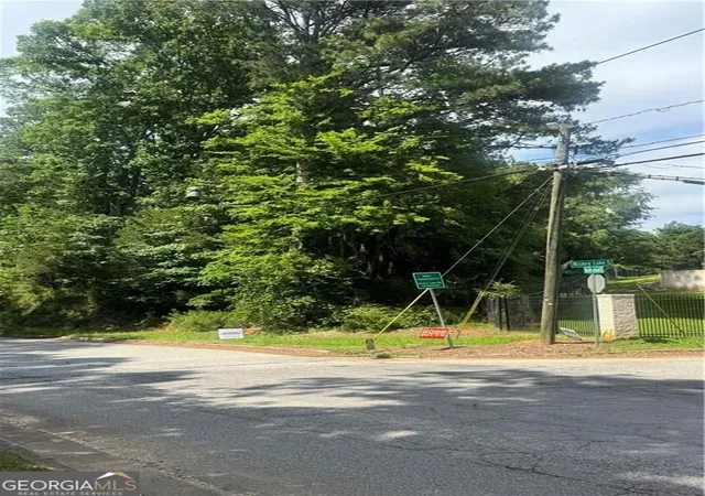 Land for sale at 0 Heatherland Dr Sw, Atlanta, GA 30331 | MLS# 10836005