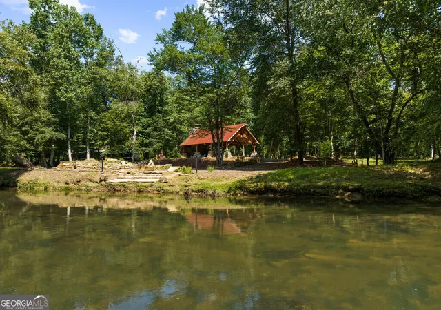 3rd image of 3 Weymans Wy, Blue Ridge, GA 30513 | MLS# 10828268