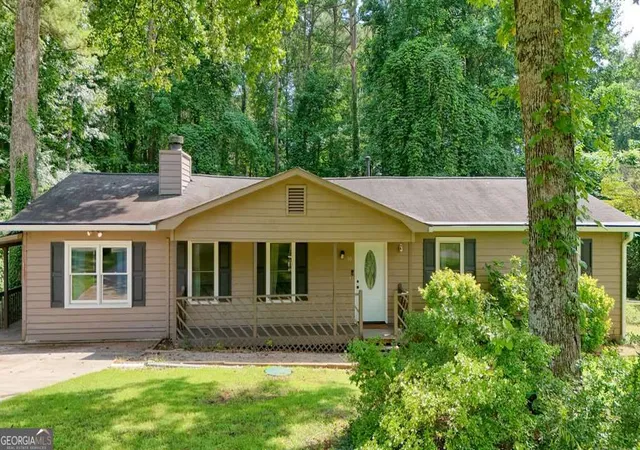 1st image of 16 Allen Ln, Dallas, GA 30157 | MLS# 10821783