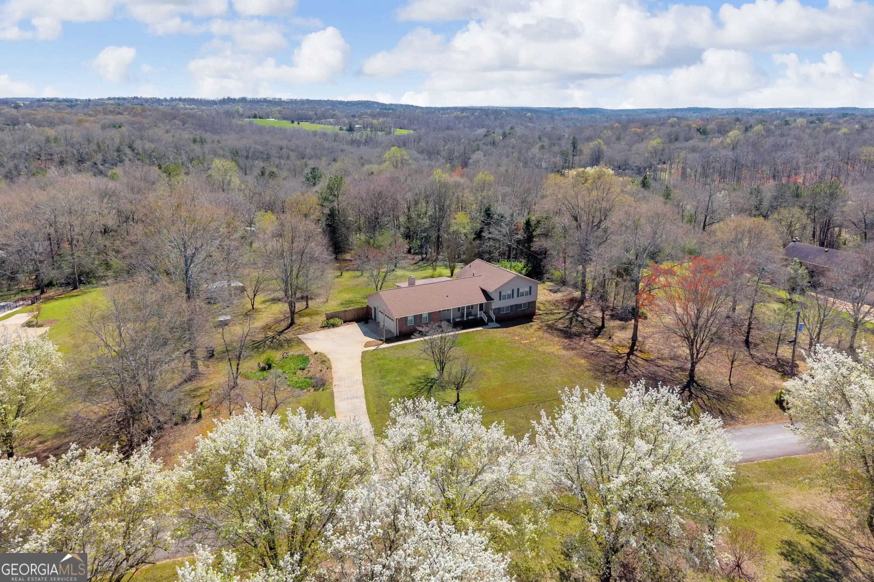 Photo 1 of Sale Pending at 80 Riverbend Cir, Royston, GA 30662 | MLS# 10866917 | Listing updated on 2026-10-22