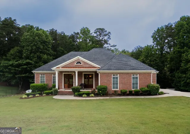 Photo 1 of Single family home for sale at 3924 Hershel Dr, Douglasville, GA 30134 | MLS# 10786689 | Listing updated on 2026-06-30