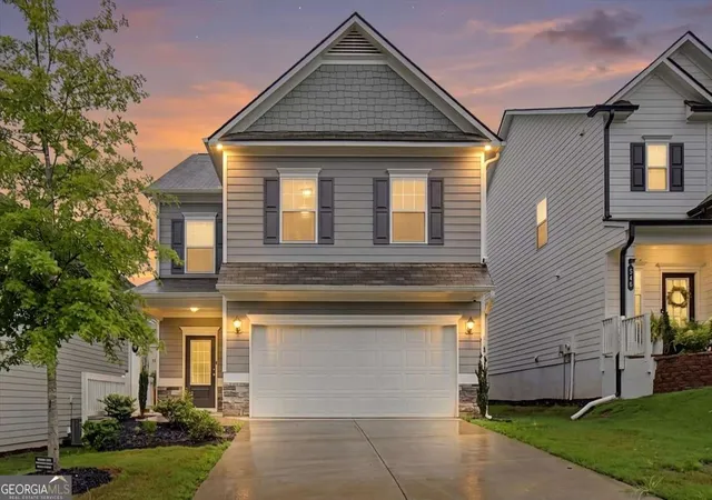 2nd image of 350 Cranston Dr, Ball Ground, GA 30107 | MLS# 10813246