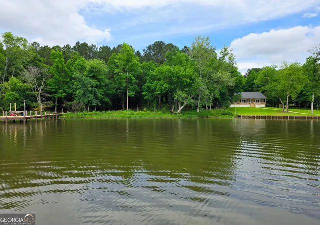 Homes for sale in Sparta, GA | 5234 Lake Crest Dr, Sparta, GA 31087 | MLS# 10786773