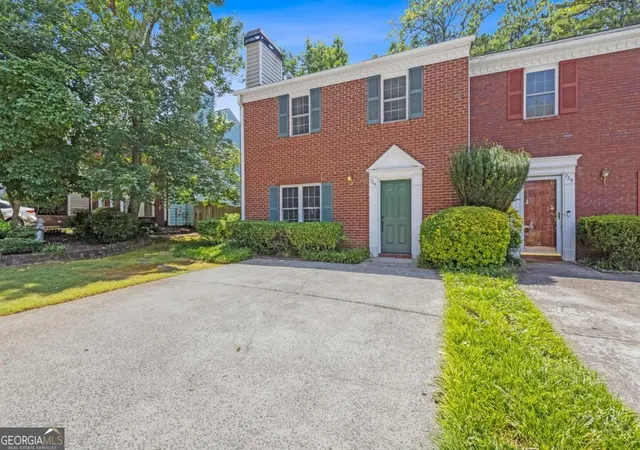 2nd image of 725 Anderson Walk, Marietta, GA 30062 | MLS# 10811224