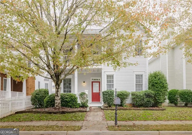 Photo 1 of Sale Pending at 747 Gardenside Cir, Marietta, GA 30067 | MLS# 10635209 | Listing updated on 2025-11-06