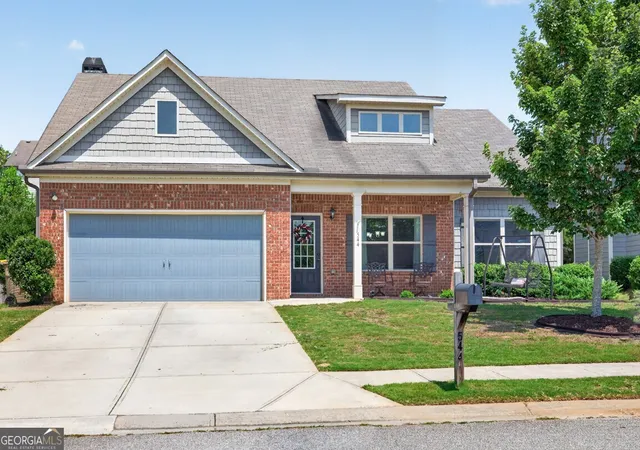 2nd image of 544 Amaranth Trl, Hoschton, GA 30548 | MLS# 10799540