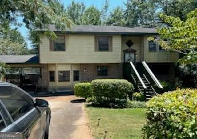 Photo 3 of Single family home for sale at 2690 Rockdale Dr, Decatur, GA 30034 | MLS# 10786201 | Listing updated on 2026-06-29