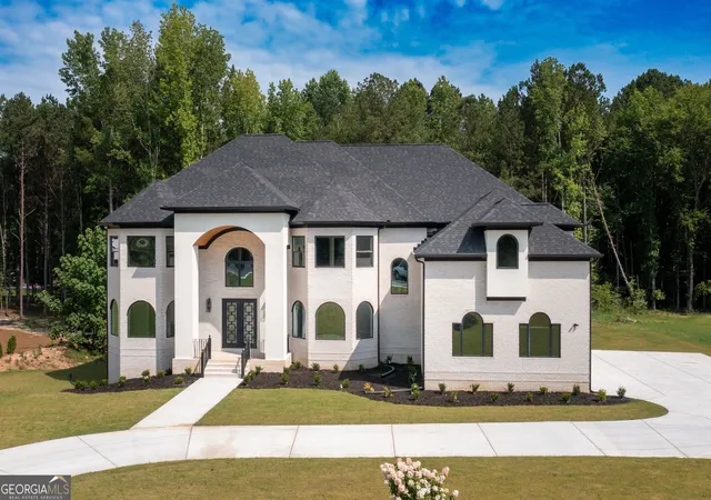 Homes for sale in Fayetteville, GA | 210 Waltham Wy, Fayetteville, GA 30214 | MLS# 10771155
