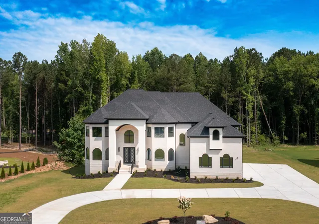 Homes for sale in Fayetteville, GA | 210 Waltham Wy, Fayetteville, GA 30214 | MLS# 10771155
