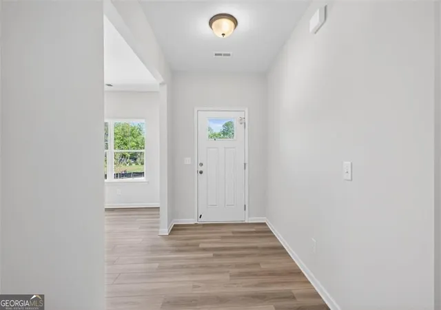 Photo 4 of Single family home for sale at 103 Meadowview Ct, Carrollton, GA 30117 | MLS# 10818582 | Listing updated on 2026-09-14