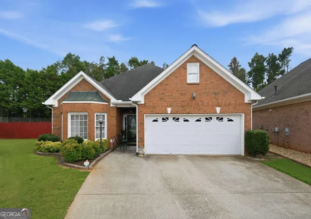 Photo 3 of Single family home for sale at 2220 Stockton Walk Ln, Snellville, GA 30078 | MLS# 10810073 | Listing updated on 2026-08-17