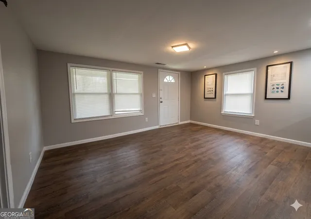 Photo 3 of Single family home for sale at 109 Pharr Ave, Jonesboro, GA 30236 | MLS# 10822626 | Listing updated on 2026-09-24