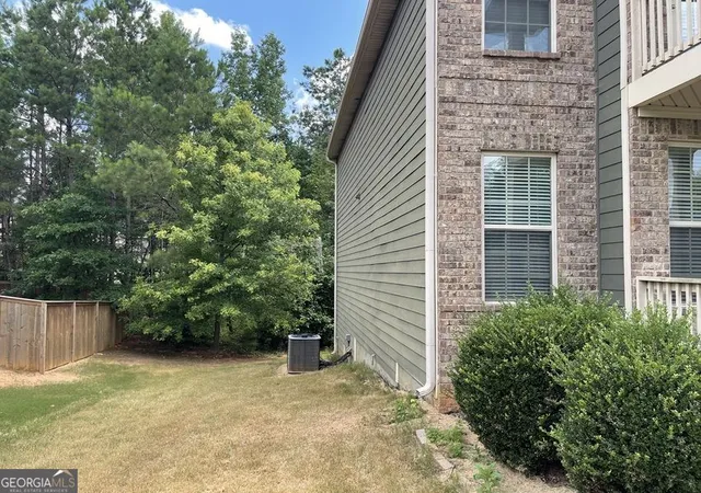 Photo 2 of Single family home for sale at 14 Canyon View Dr, Newnan, GA 30265 | MLS# 10831640 | Listing updated on 2026-09-28