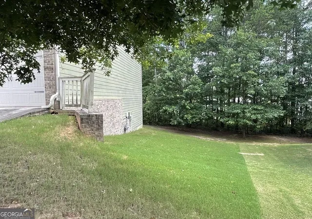 Photo 3 of Single family home for sale at 14 Canyon View Dr, Newnan, GA 30265 | MLS# 10831640 | Listing updated on 2026-09-28