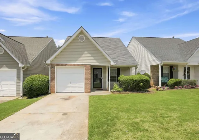 Photo 2 of Single family home for sale at 3055 Lakeside Cir, Covington, GA 30016 | MLS# 10801326 | Listing updated on 2026-09-02