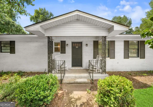 Photo 3 of Single family home for sale at 100 Pineview Rd, Statesboro, GA 30461 | MLS# 10822701 | Listing updated on 2026-09-06